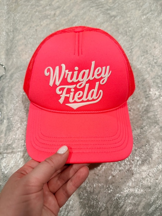 Accessories - Wrigley field neon hat